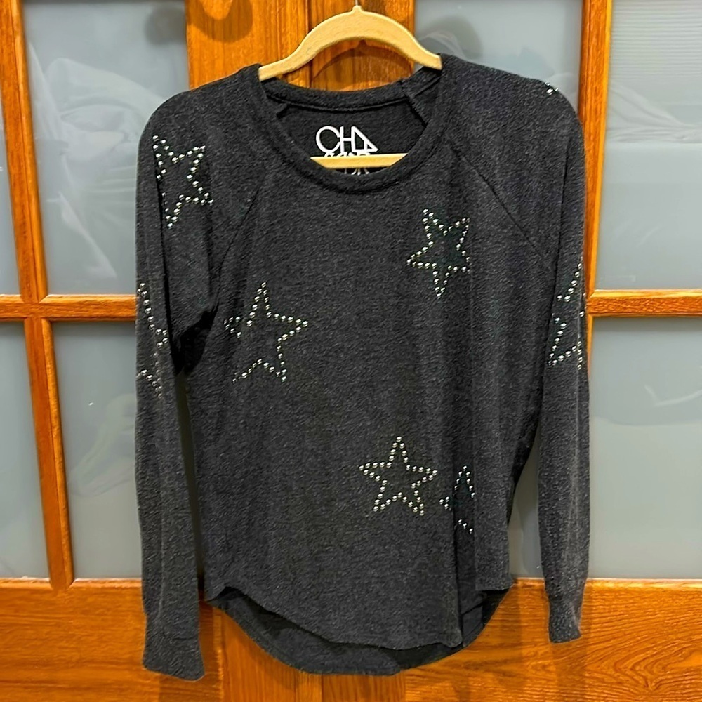 Chaser gray and silver star beaded tunic sweatshirt in good condition!​​​​​​